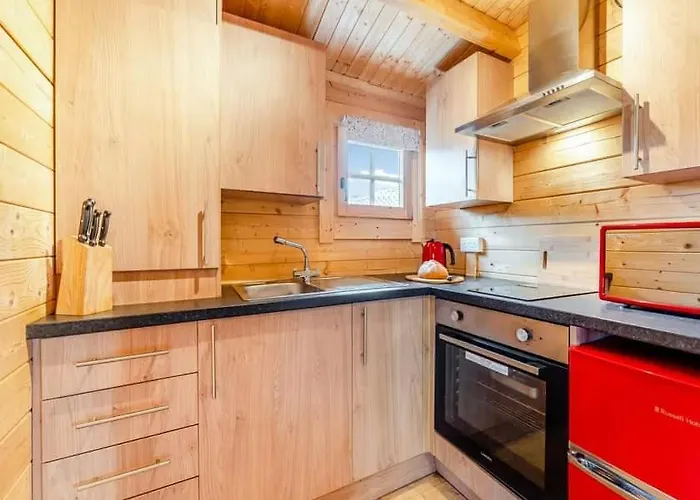 Lochinvar - Clydesdale Log Cabin With Hot Tub